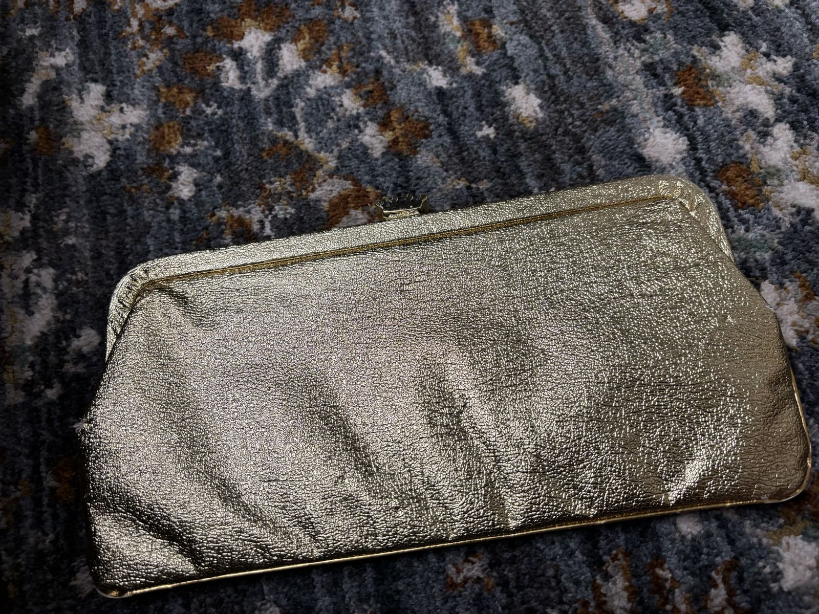 Main image 10