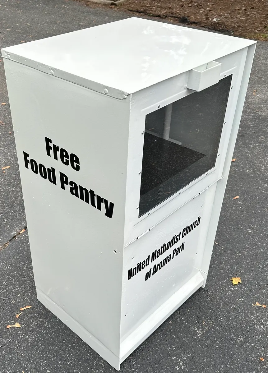 SIDEWALK FOOD PANTRY BOX