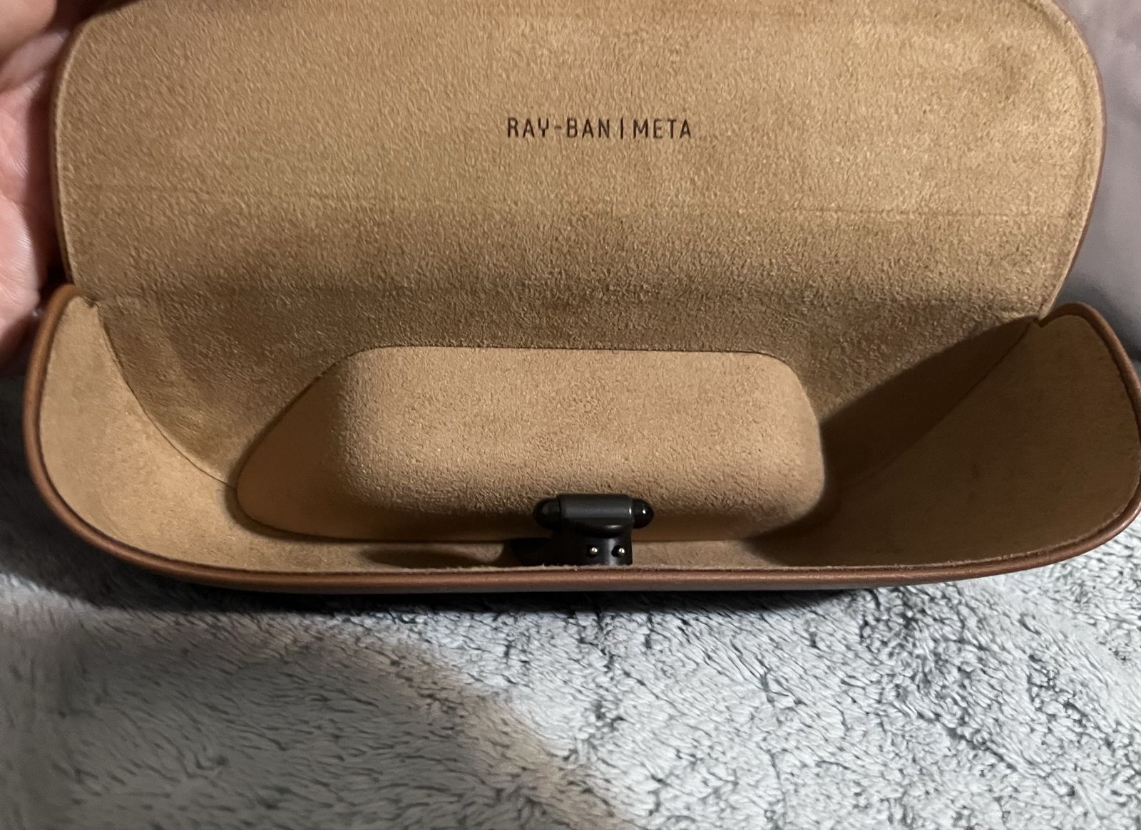 Ray-Ban | Meta Brown Sunglasses Case - Hard Shell with Magnetic Closure