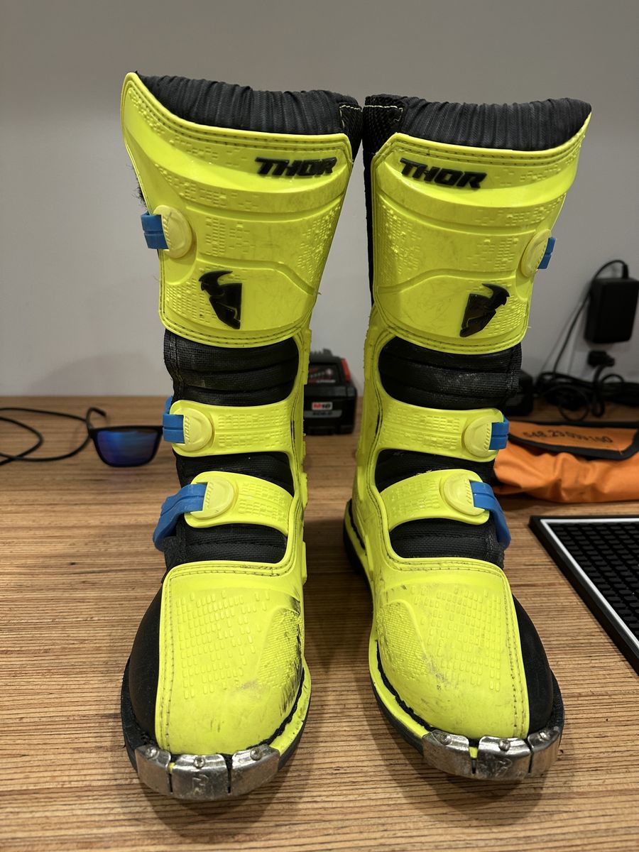 Thor Motocross Boots SIze 4