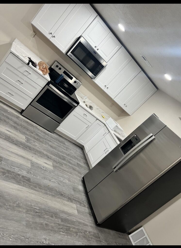 Cute Basement Apt 2bed 1 bath