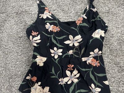 Women’s tankini top