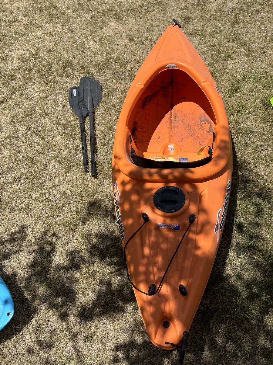 Kayak sun dolphin