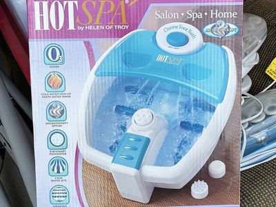Hot Spa by Helen of Troy Ultimate Ozone Foot Bath Massager with Heat, Aromatherapy, & Bubbles