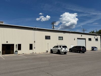 3,900 SF Flex Space in SLC Granary- 14’ GL Overhead Door- 480 Volt