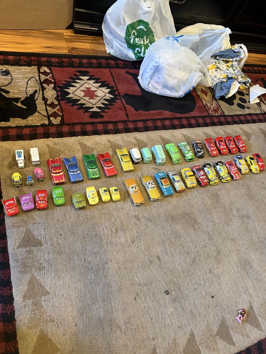 Disney Pixar Cars large lot die-cast cars