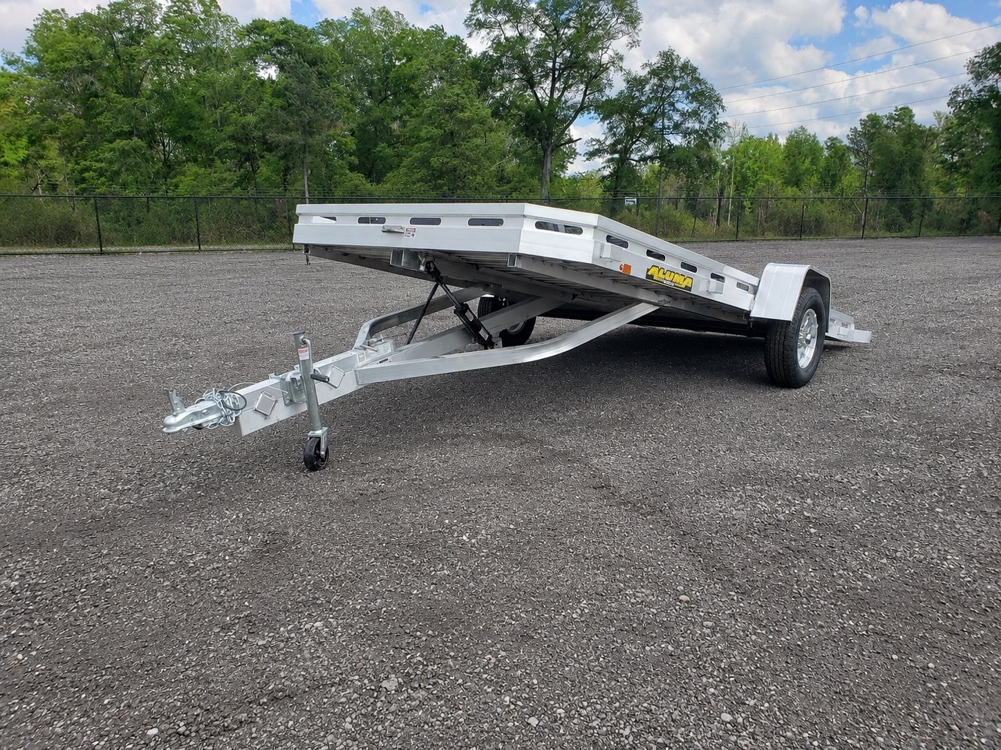 2025 Aluma 7814 Tilt-S Aluminum Trailer – Like New