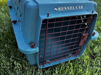 DOSKOCIL KENNEL CAB Teal Pet Carrier Small Animal Travel Crate