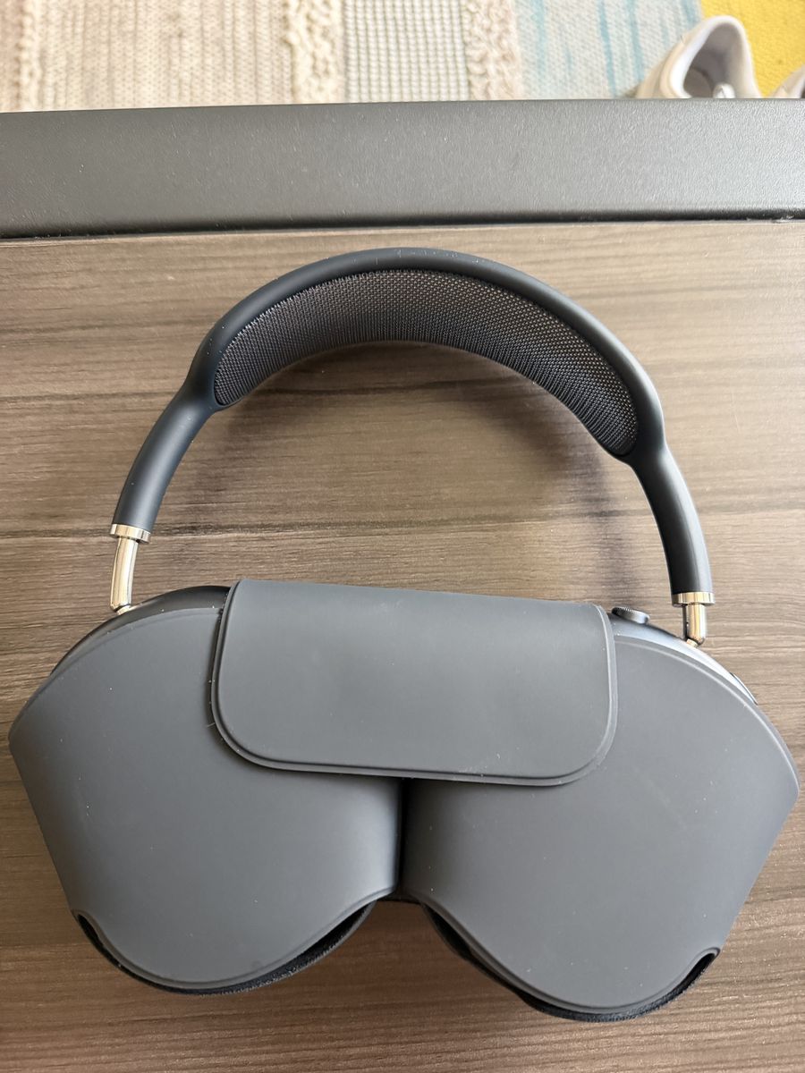 AirPods Max