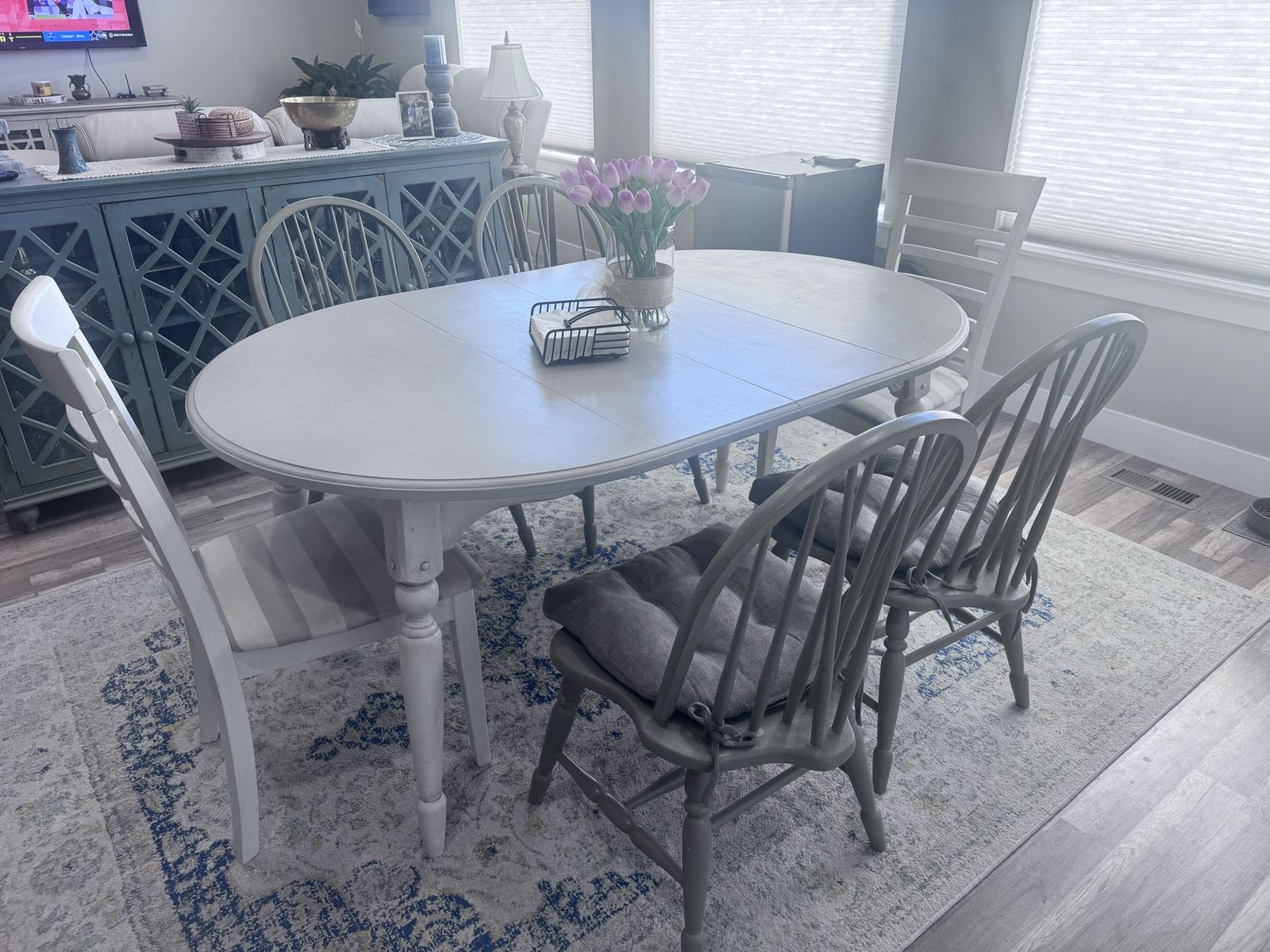 Dining Table w/ 6 Chairs