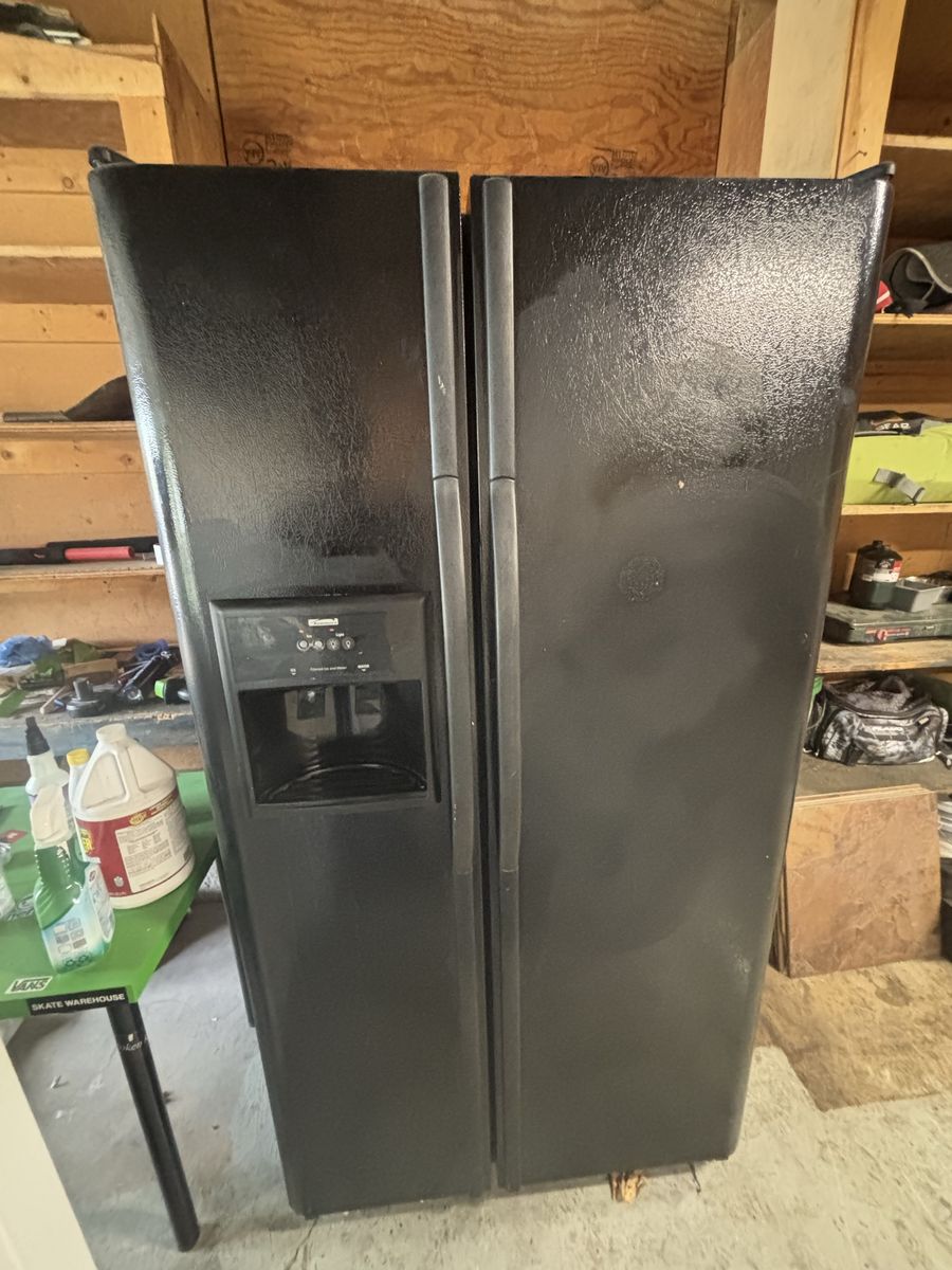 Kenmore Side-by-Side Refrigerator-Runs, needs work