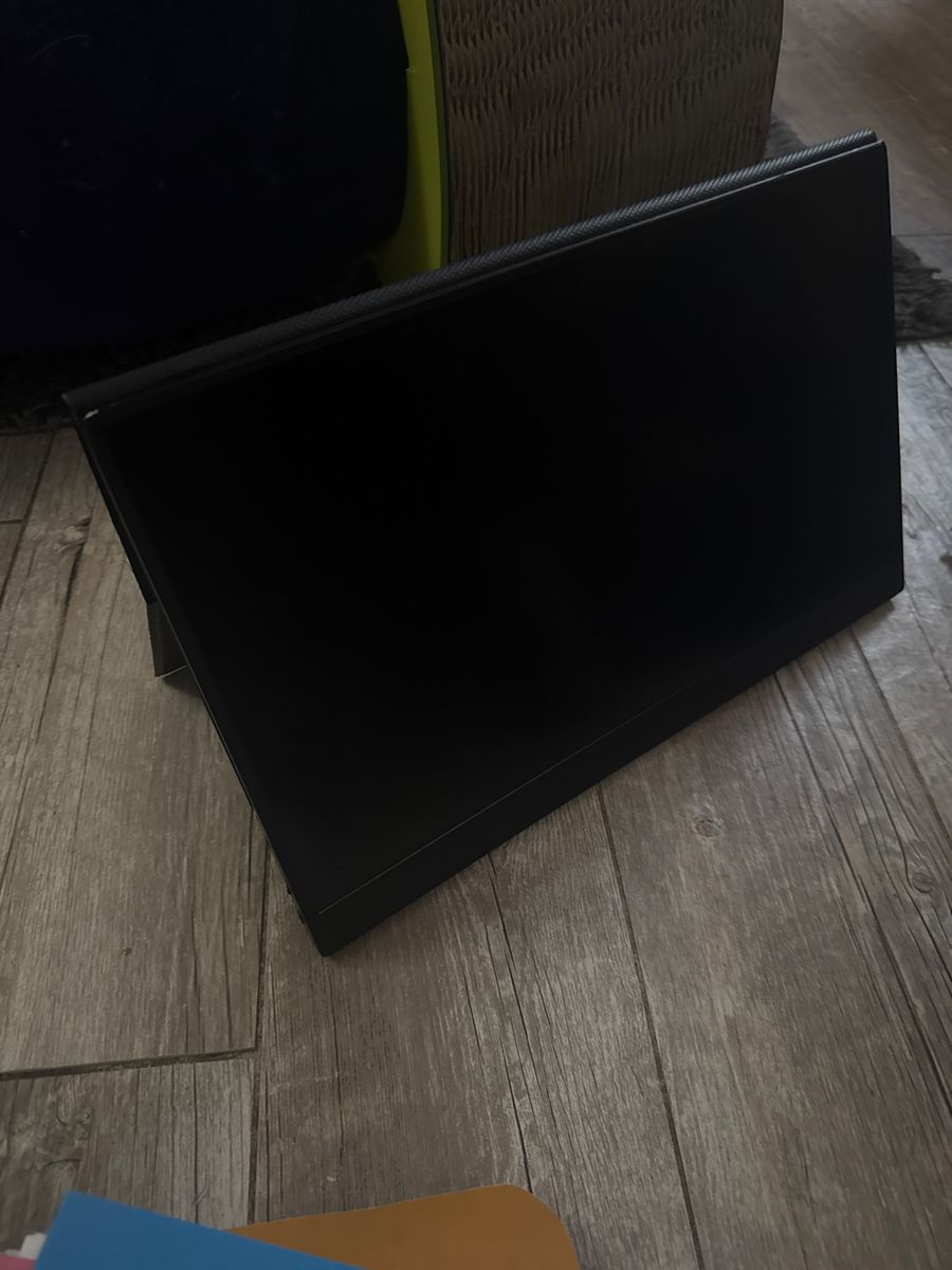 Portable Monitor - Black W/cover stand
