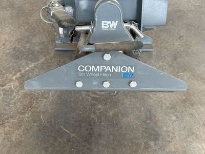 BW companion fifth wheel hitch