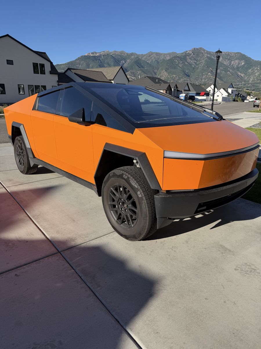 2025 Tesla Cybertruck Cyberbeast