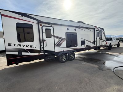 WE WANT YOUR TOY-HAULER/CAMPER