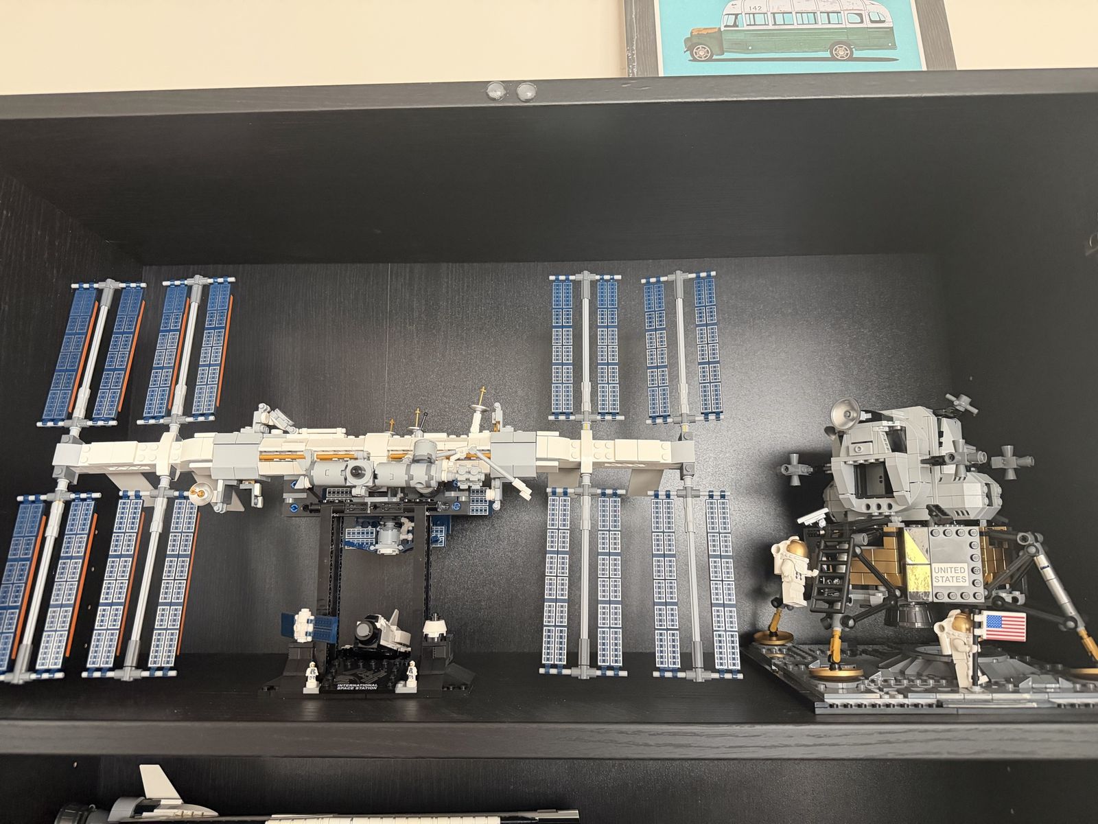 Main image 3