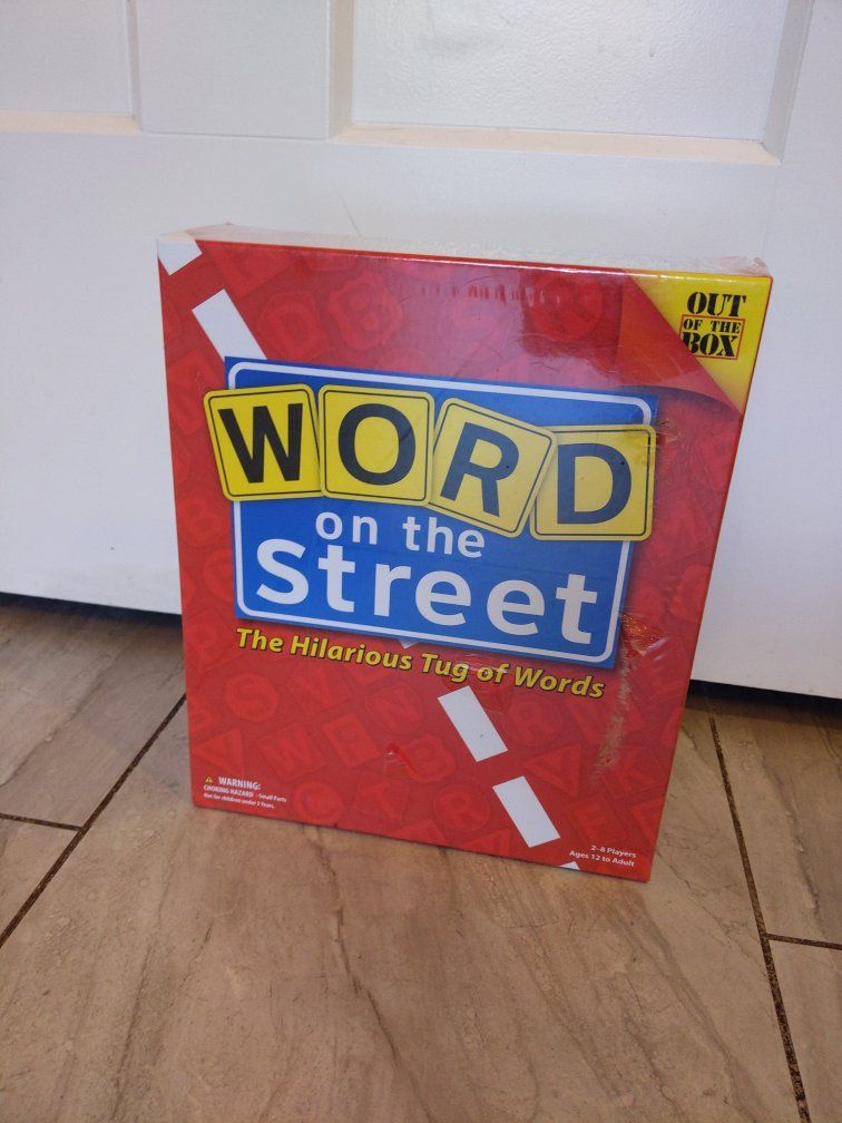 Word on the Street "The Hilarious Tug of Words" Board Game - NIB