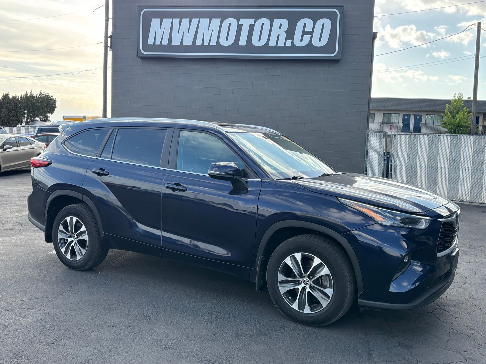 2023 Toyota Highlander XLE