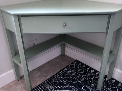 Mint Corner Desk