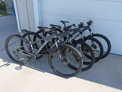 4x Ozark Trail Ridge 2.0 Mountain Bikes 29"