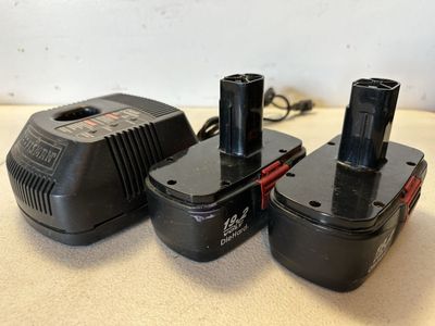 Craftsman 19.2V Battery Charger With 2 Batteries