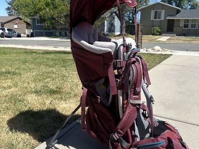 Deuter Kid Comfort Child Carrier Backpack with Sunshade - Maroon, Excellent Condition