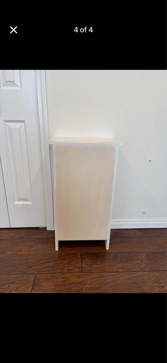 Main image 4