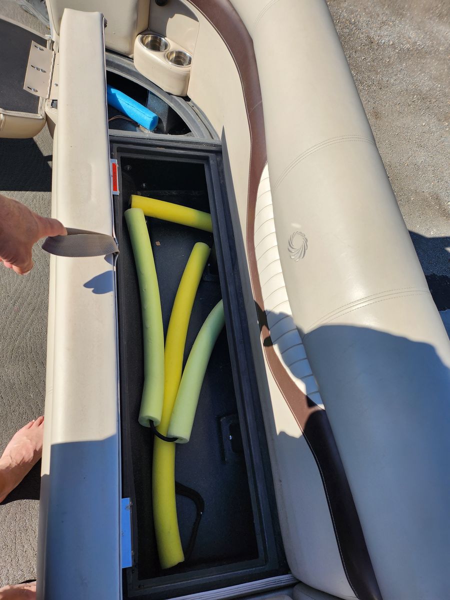 Main image 6
