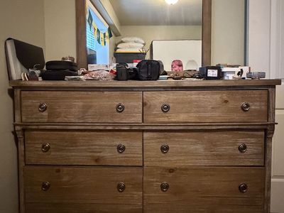 Solid Wood Dresser, 6 Drawers w/ Mirror