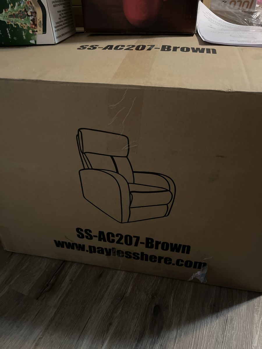 SS-AC207-Brown Recliner Chair - New in Box