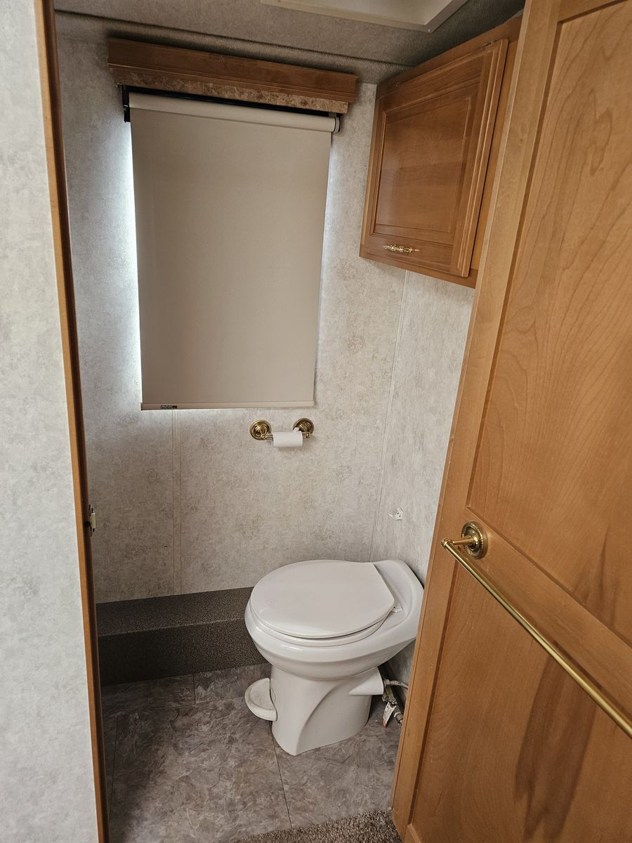 Main image 9