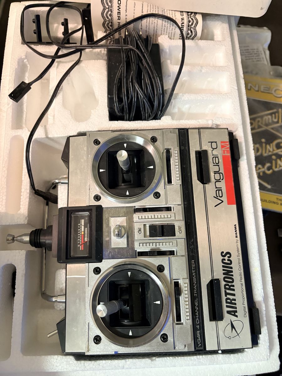 Airtronics Vanguard Radio Control