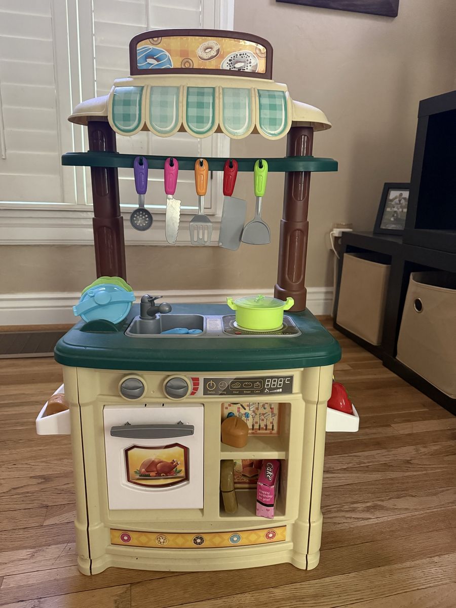 Kids Plastic Play Kitchen Playset with Accessories