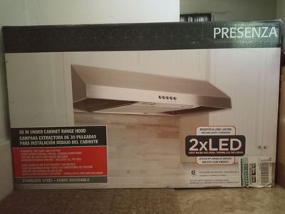 Presenza Italia Range Hood