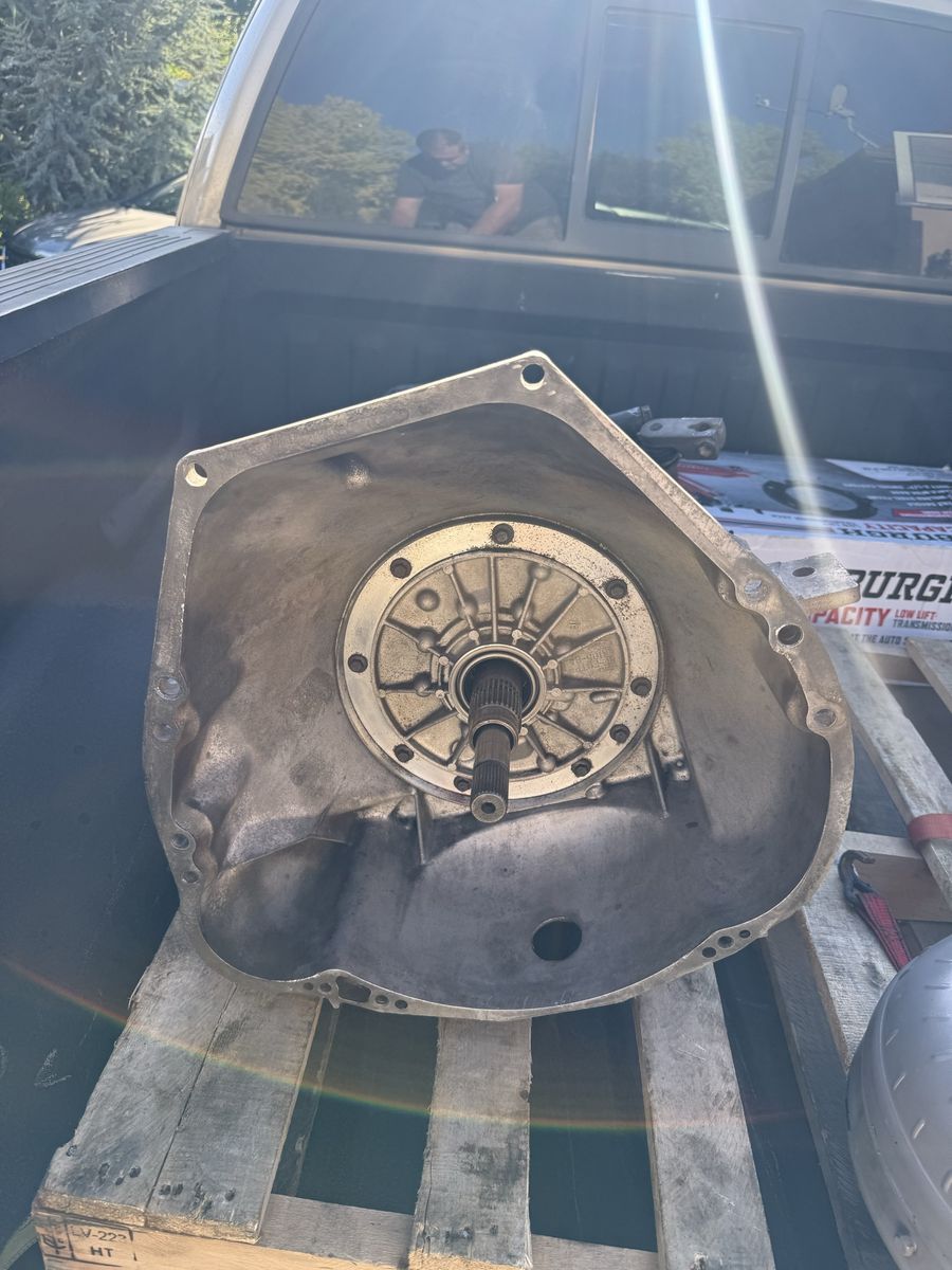 Main image 3