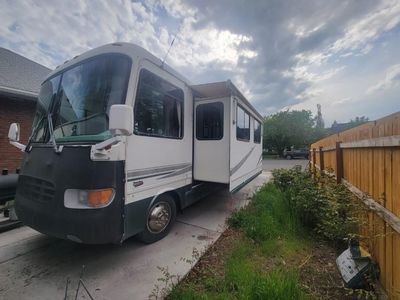 RV Camper 2000 Newman Dutch star