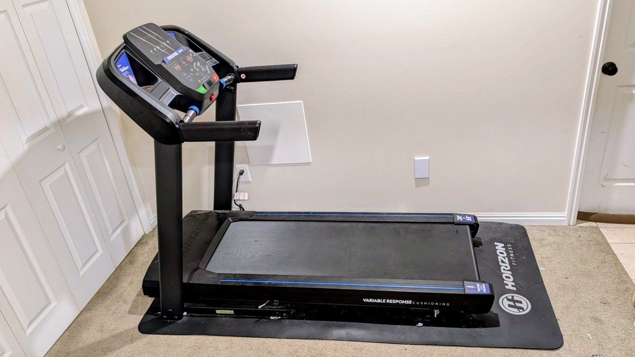 Horizon Fitness T101 Folding Treadmill with Bluetooth 