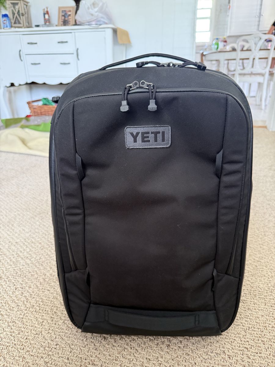 YETI Crossroads 22L Luggage Carry-On Roller Bag Black