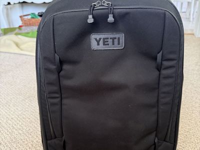 YETI Crossroads 22L Luggage Carry-On Roller Bag Black