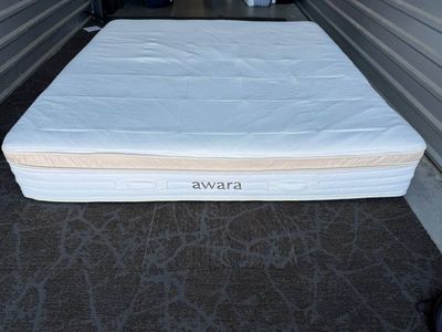 Awara Premier Luxury Hybrid king Mattress