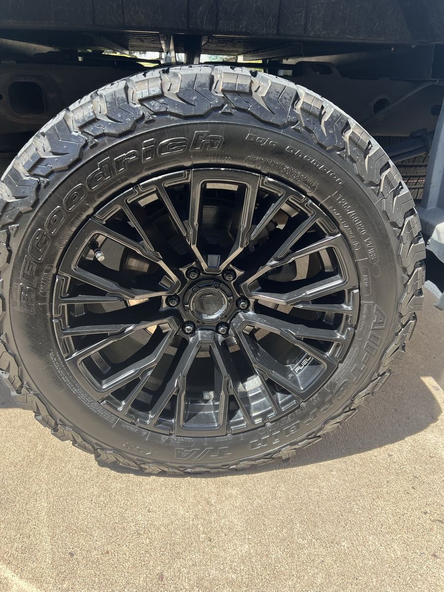 Fuel BFG KO2 265/60R20