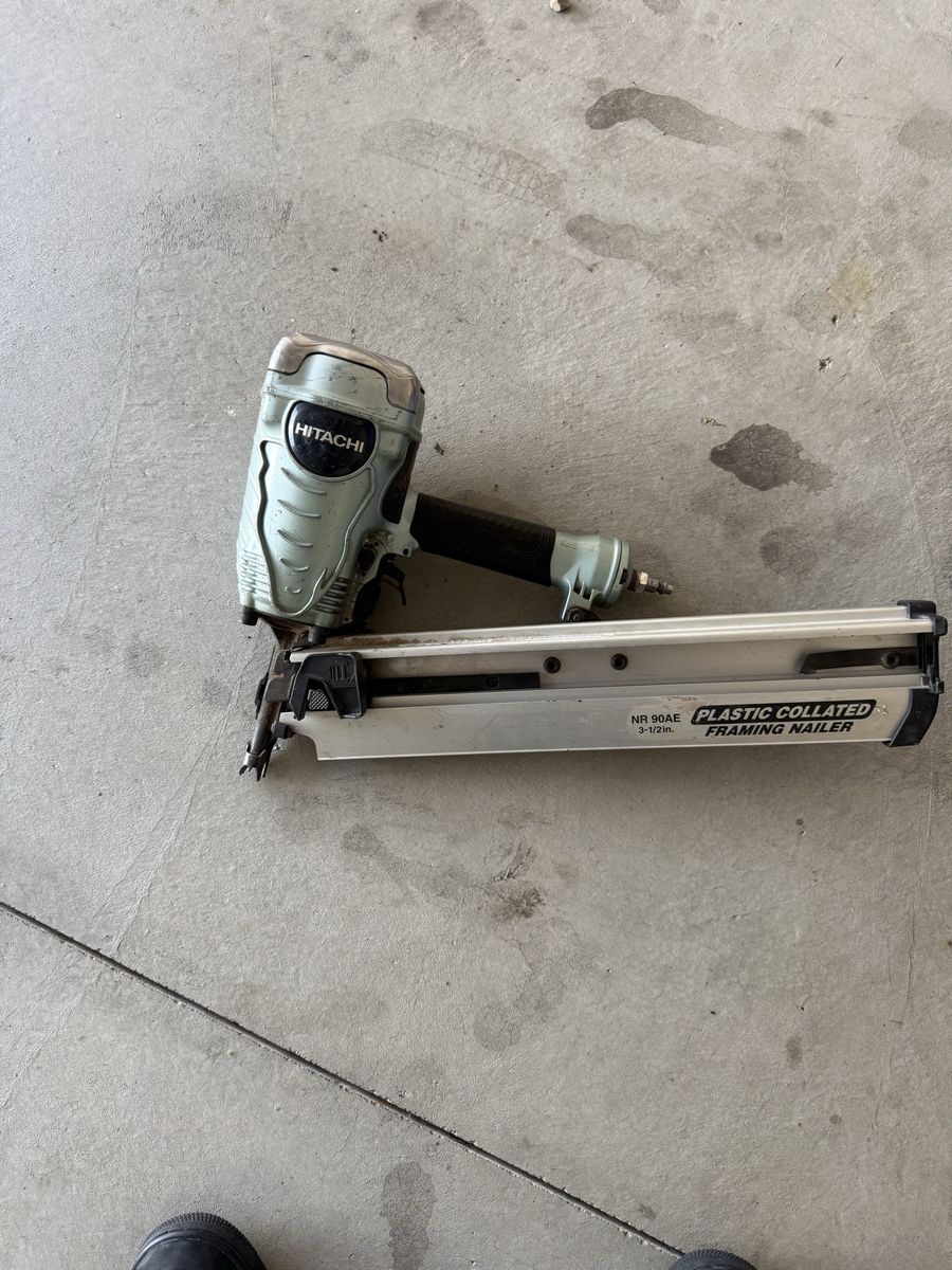 Hitachi framing nail gun