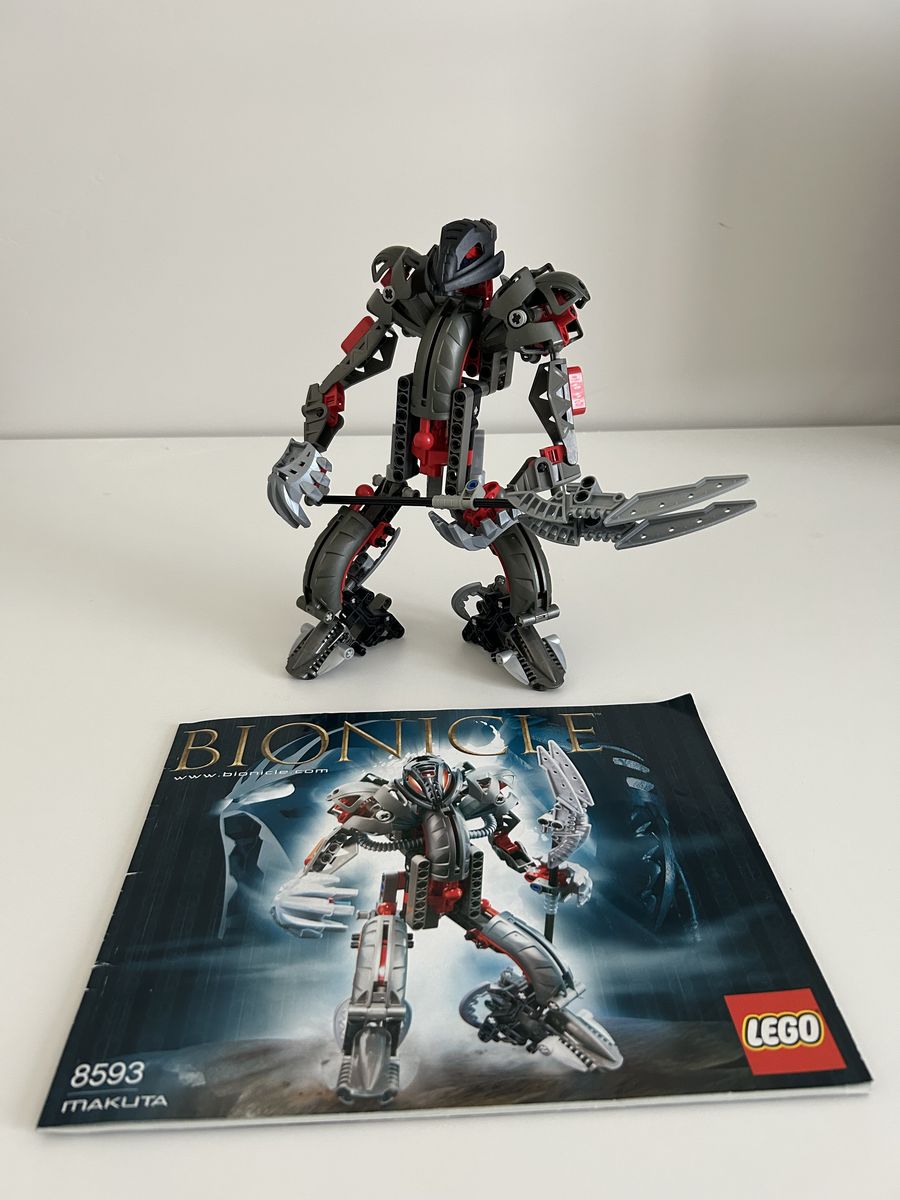 Lego Bionicle Makuta with instructions