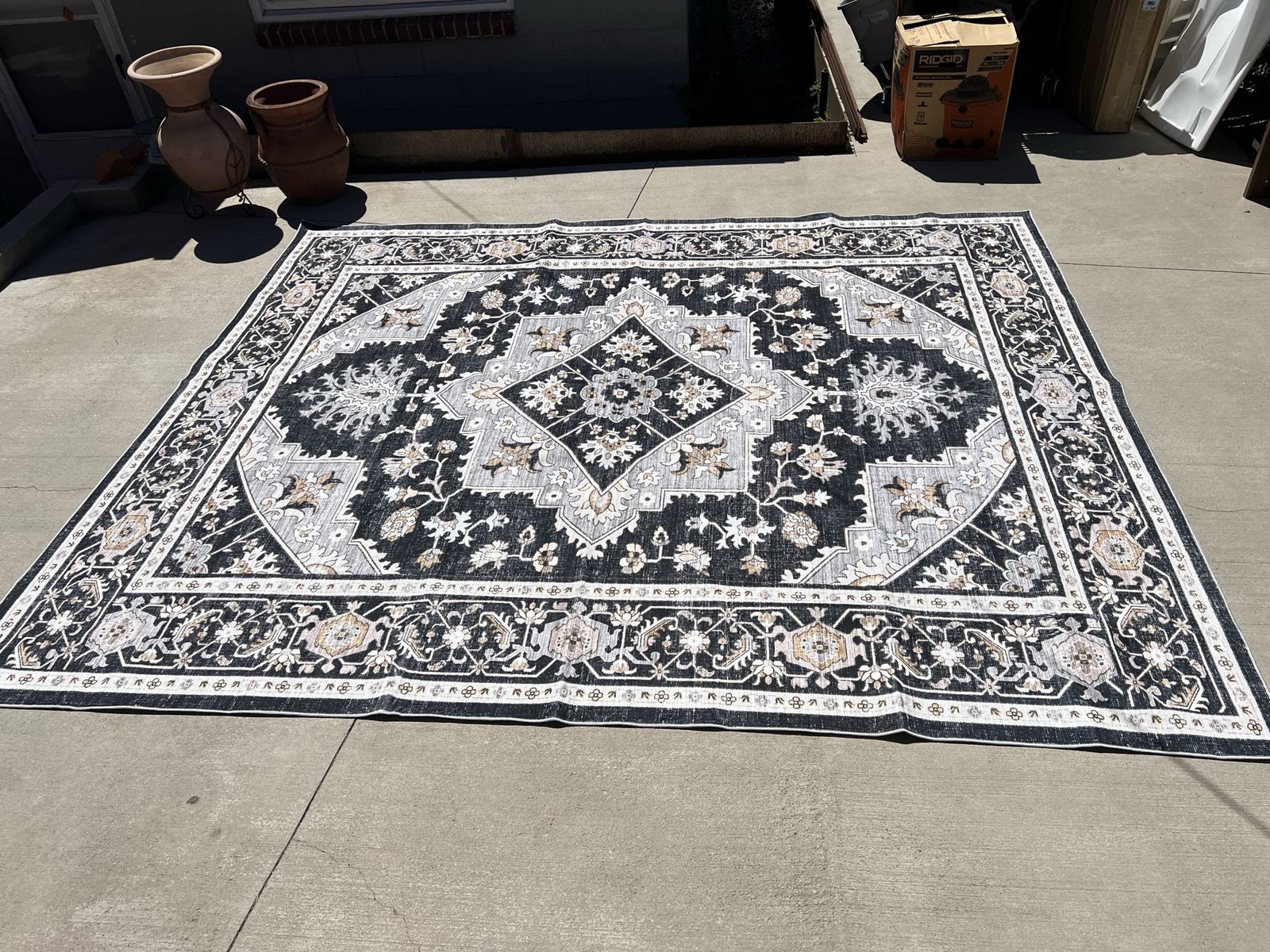 Main image 5
