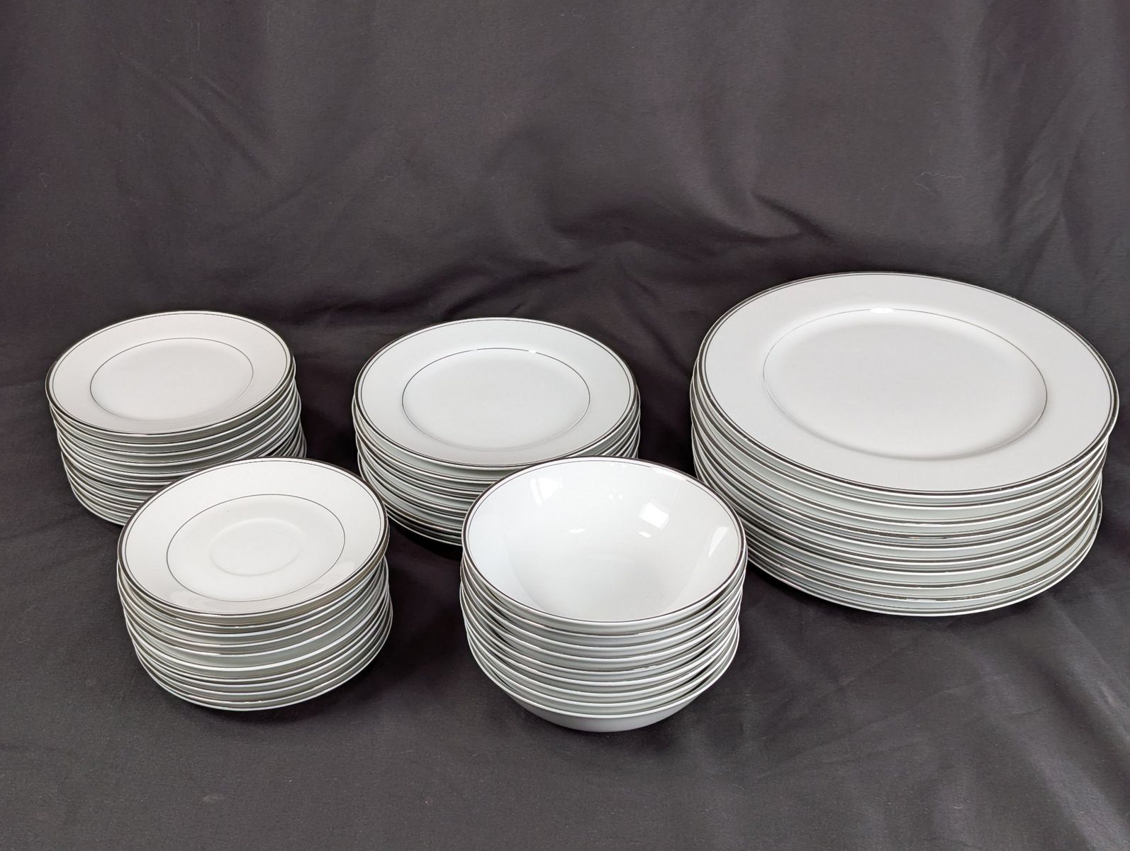 Simplicity Fine China Dinnerware Set White Platinum Rim Japan 48 Piece Service