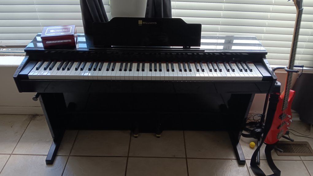 Williams Rhapsody 3 88-Key Digital Piano with Weighted Keys - Black
