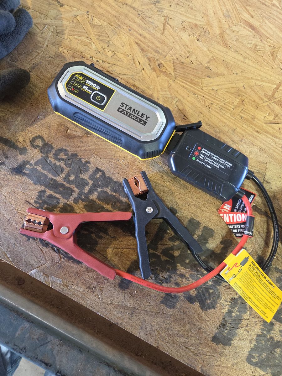 Stanley jump pack/power box