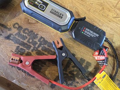 Stanley jump pack/power box