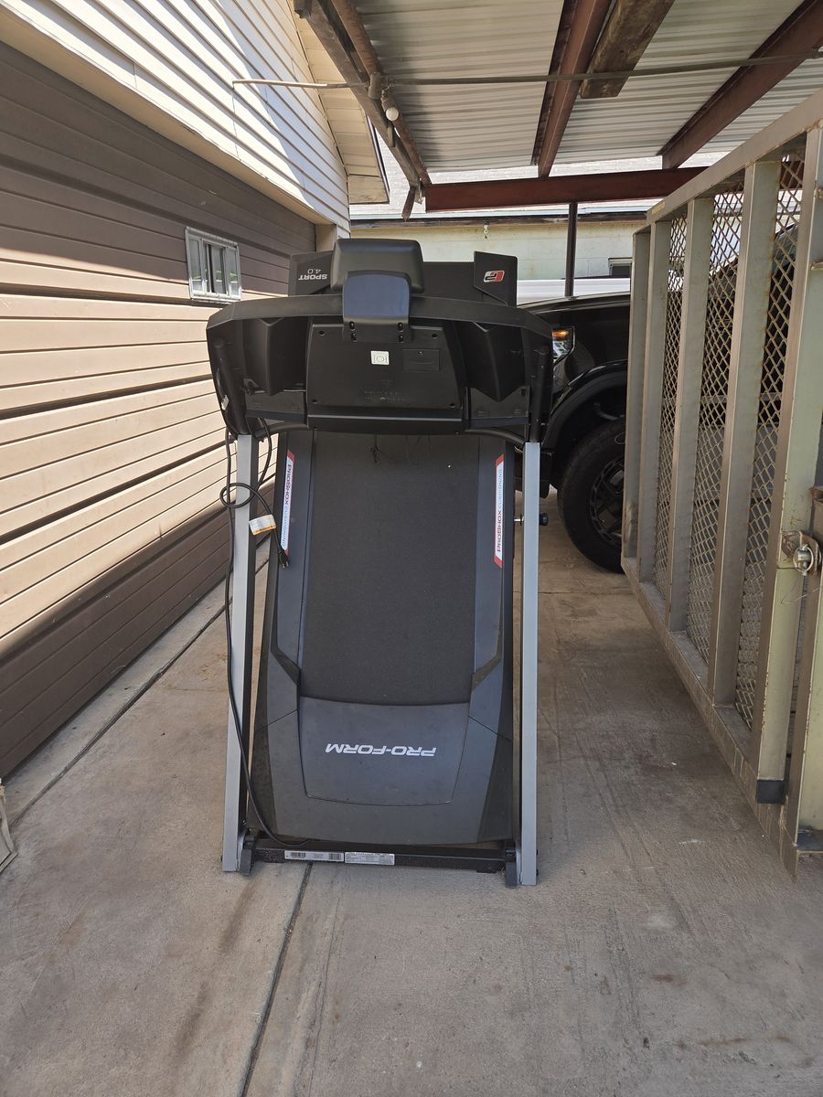 PRO-FORM TREADMILL