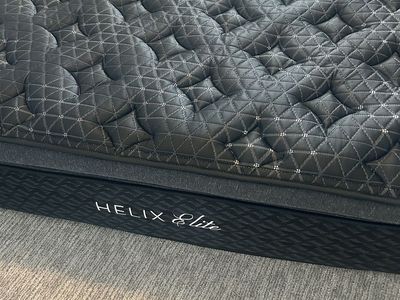 Helix midnight Elite mattress